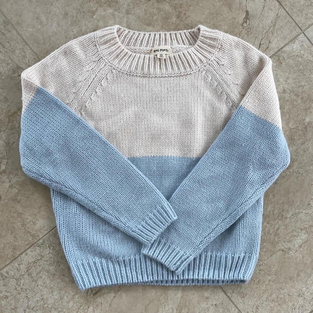 Colorblock Vintage Blue Cream Sweater